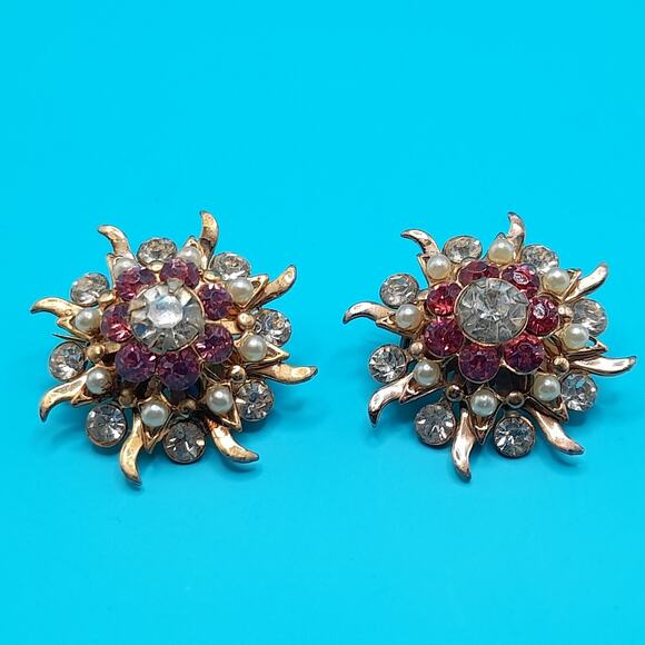 Vintage Pink Clear Rhinestone Floral Twin Pins, Mid-Century Brooch Set, 1950s - Picture 2 of 10